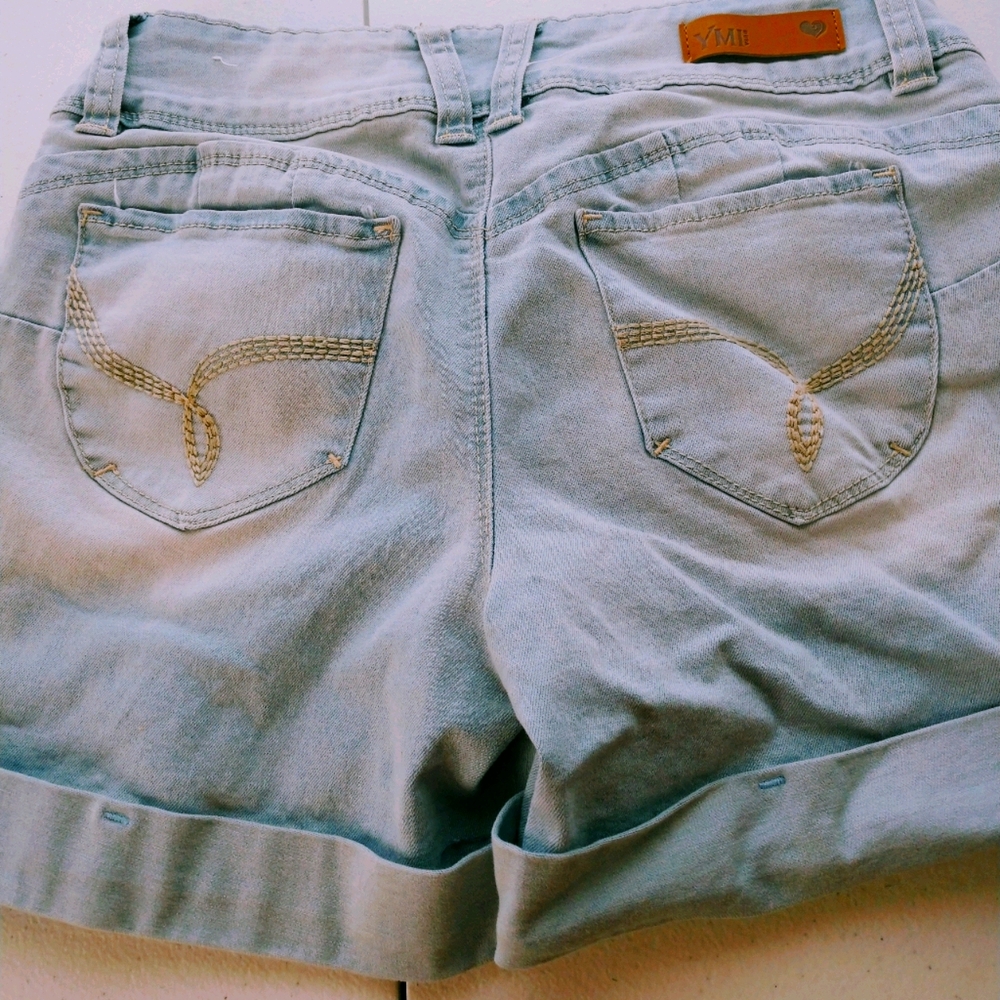 Juniors denim blue jean shorts